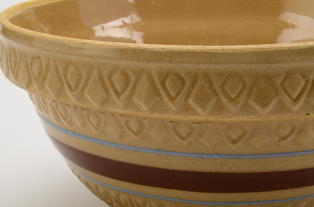 Vintage Robinson Ransbottom Yellow Ware Mixing Bowls