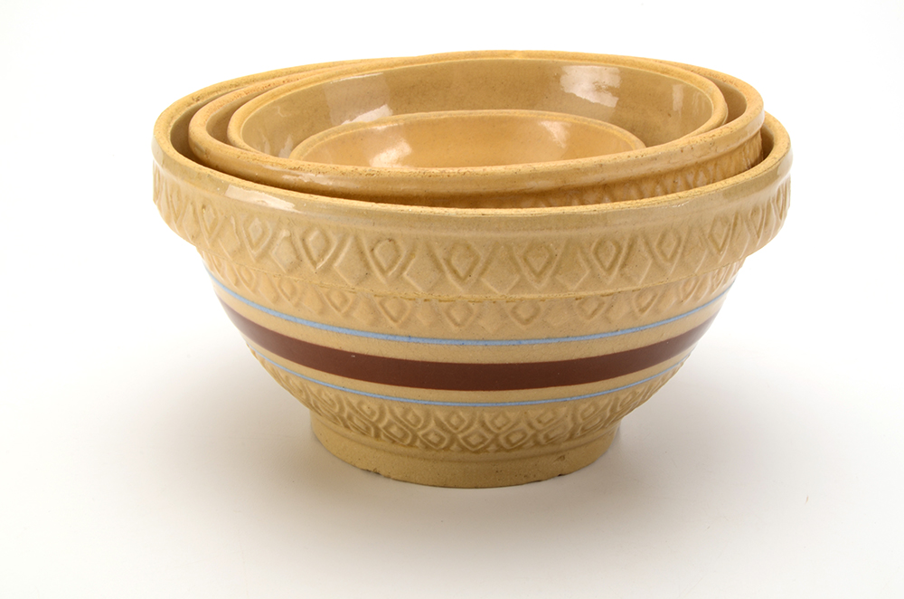 Vintage Robinson Ransbottom Yellow Ware Mixing Bowls