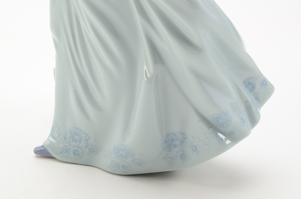 Lladro Spring Enchantment Figurine