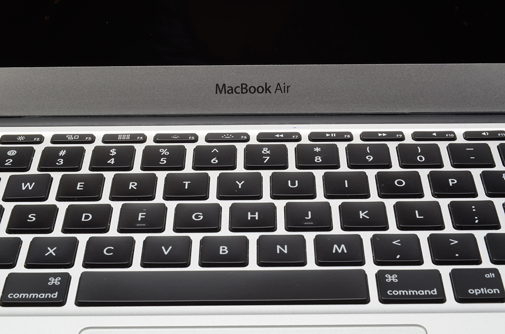 11" MacBook Air Laptop