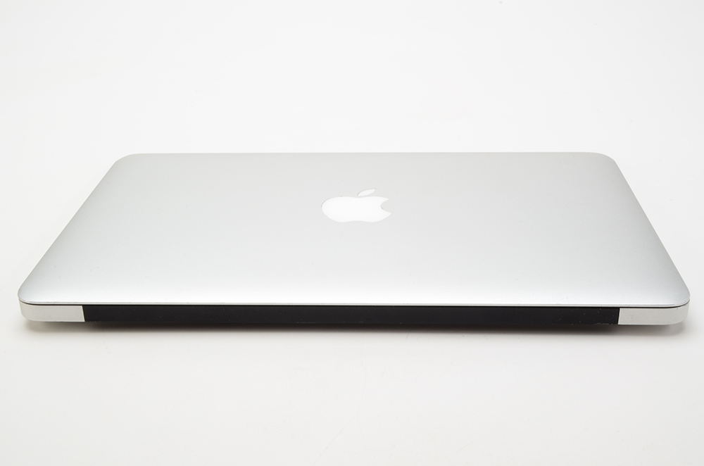 11" MacBook Air Laptop