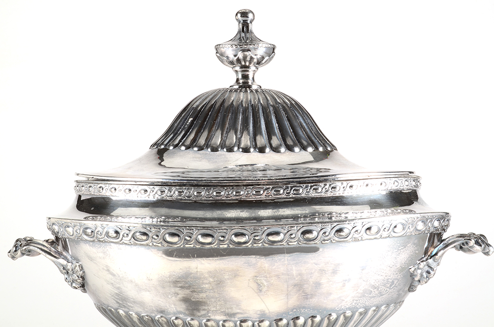 Vintage Silver Plated Reed & Barton Oval Tureen