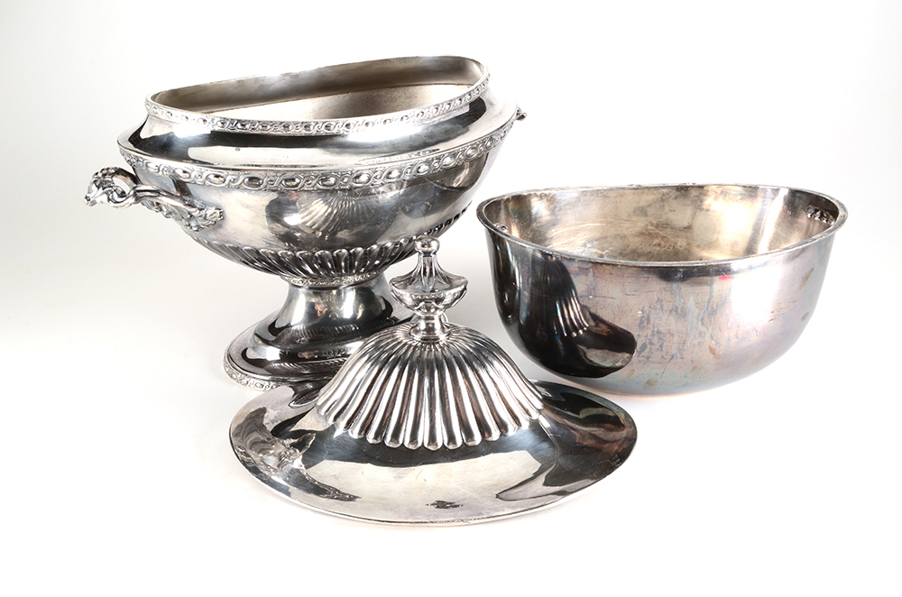 Vintage Silver Plated Reed & Barton Oval Tureen