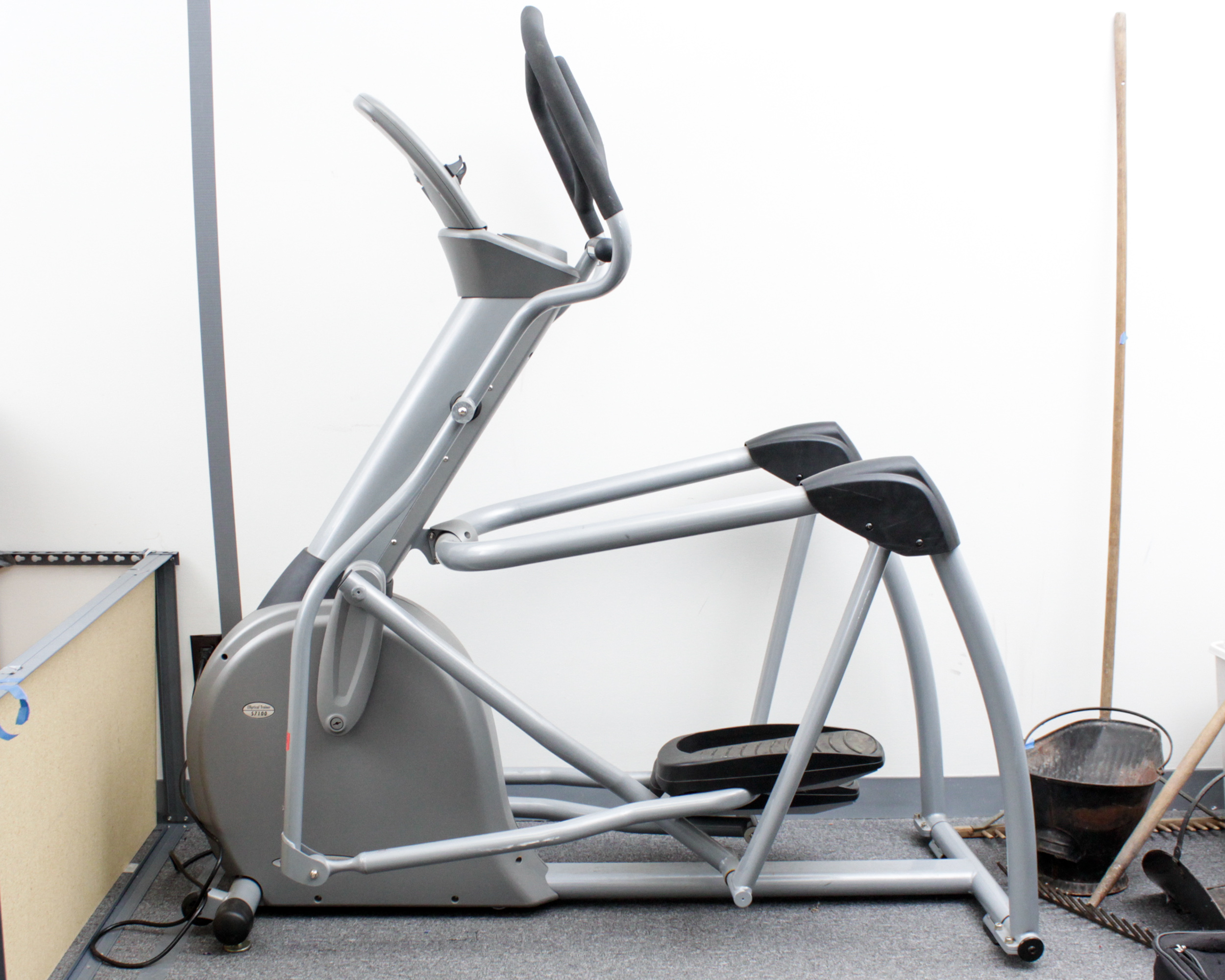 Vision Fitness S7100 Elliptical Trainer