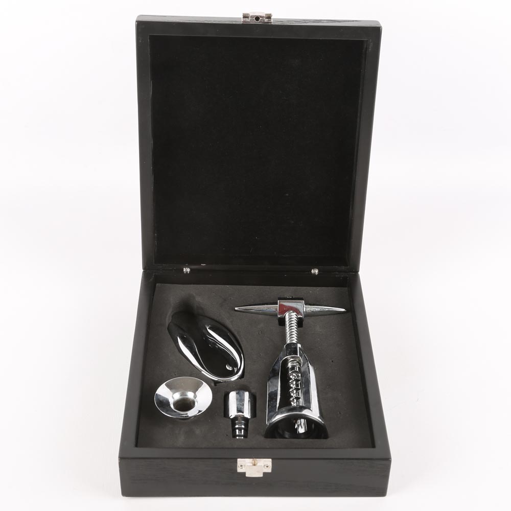 "The Tonight Show with Jay Leno" Wine Set