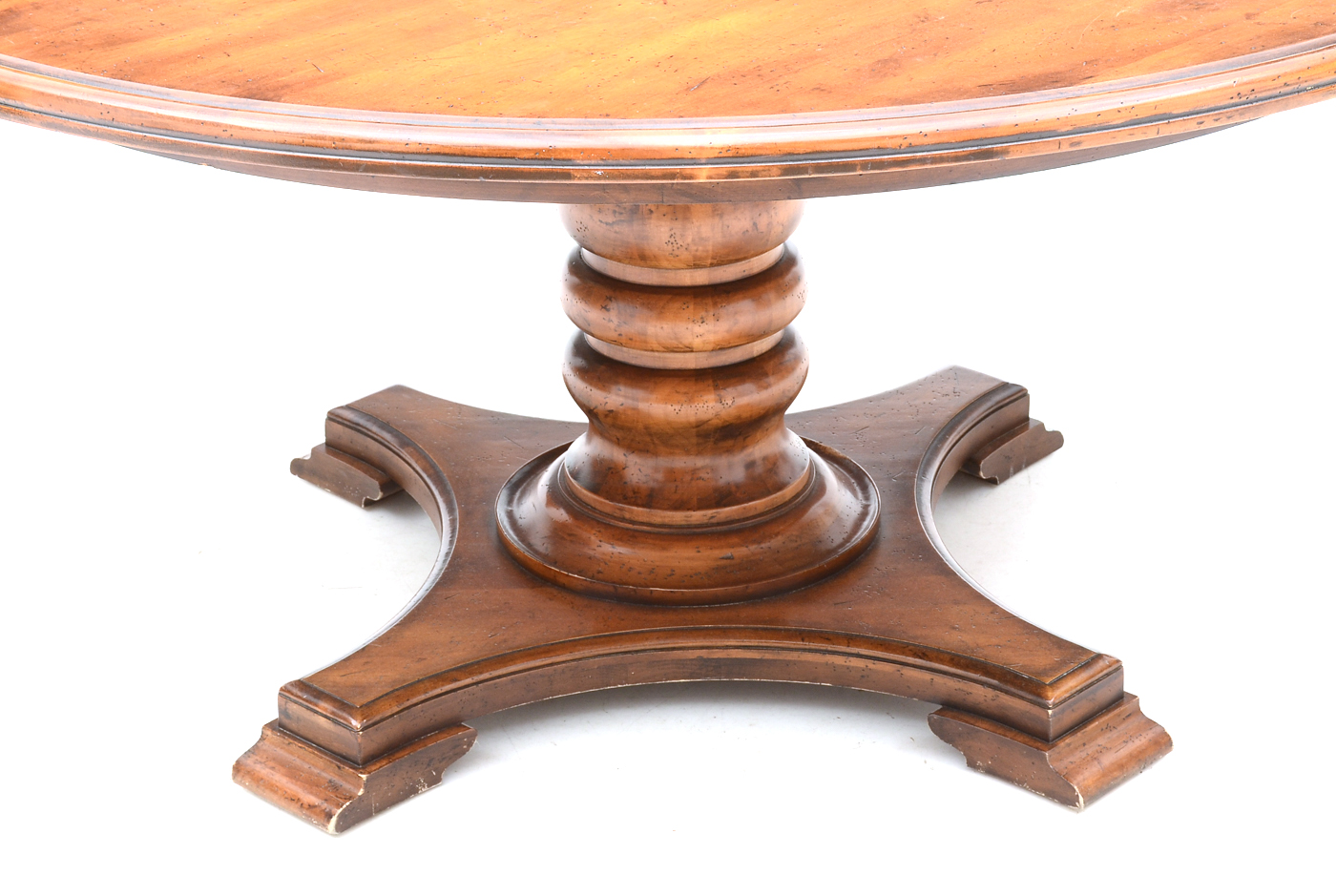 Henredon French Provincial Style Dining Table and Six Chairs