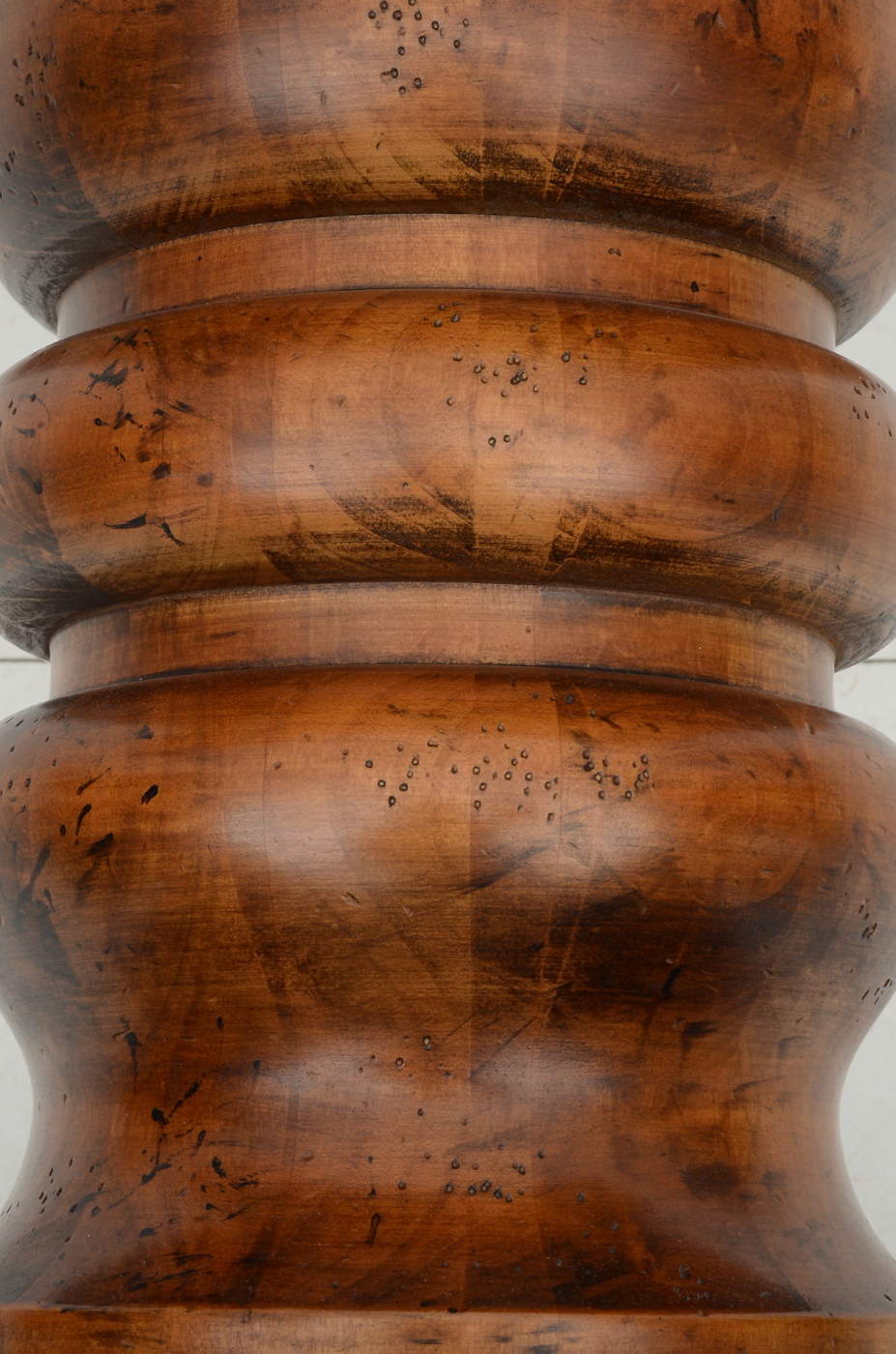 Henredon French Provincial Style Dining Table and Six Chairs