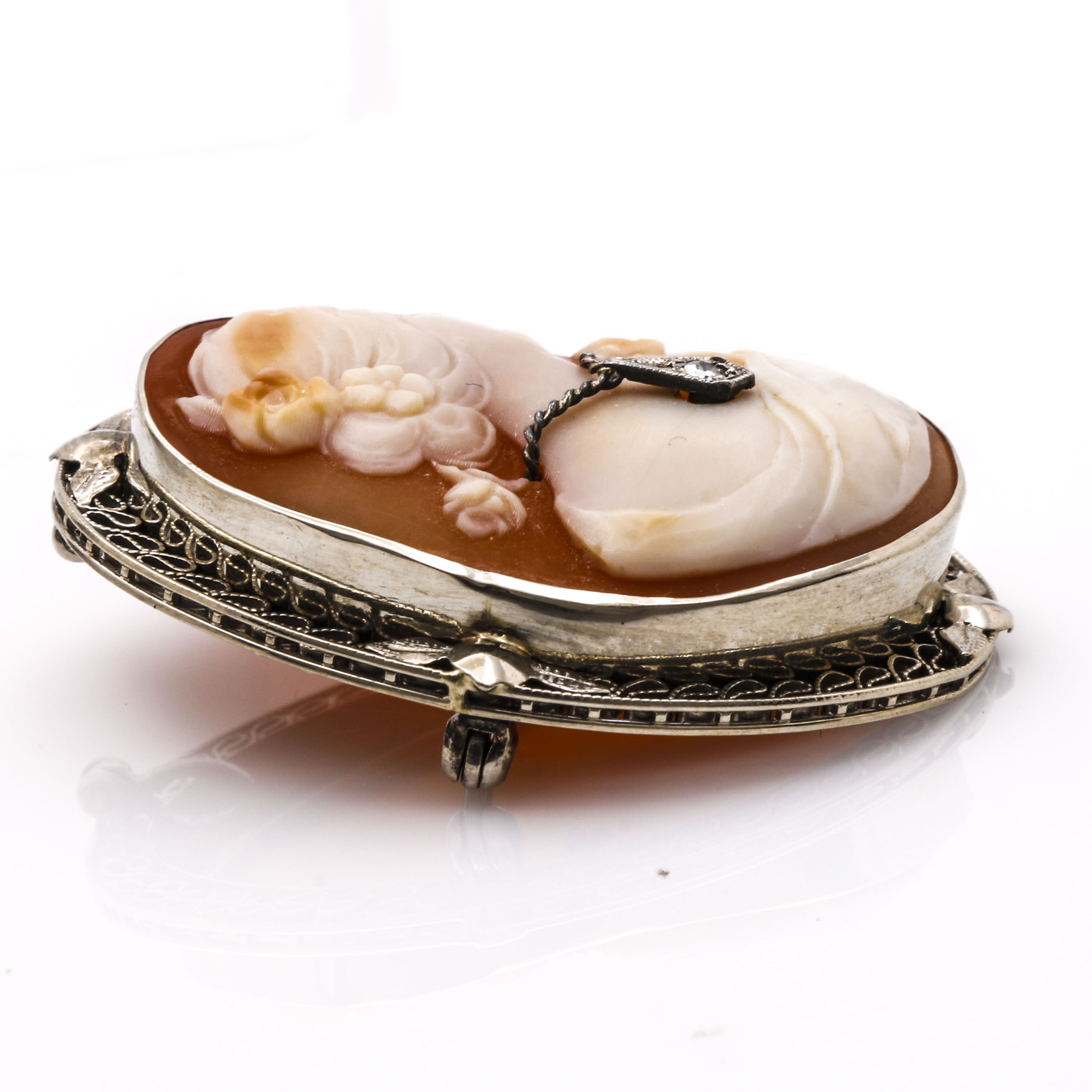 14K Yellow Gold Diamond En Habillé Cameo Brooch