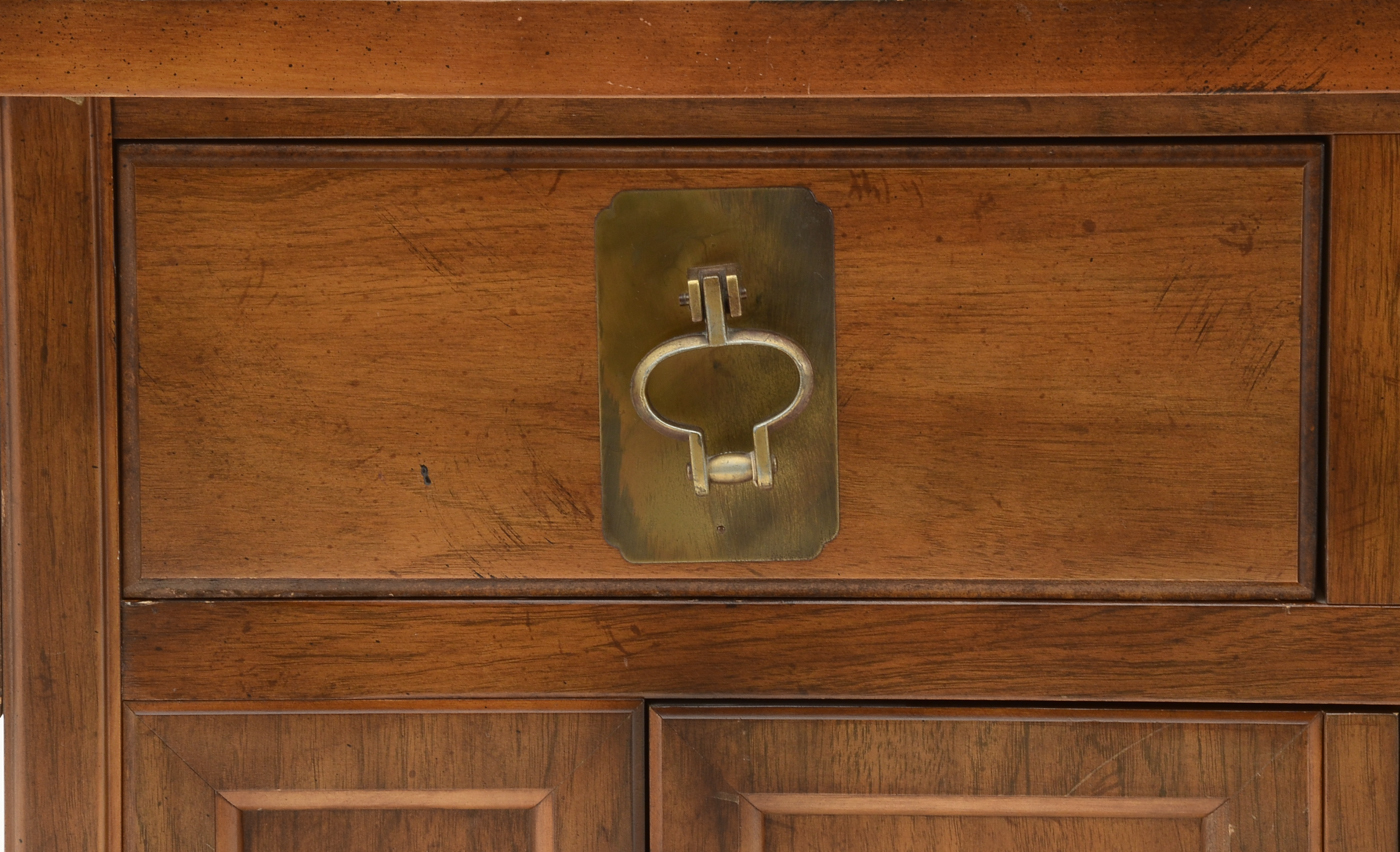 Berhardt Buffet Unit