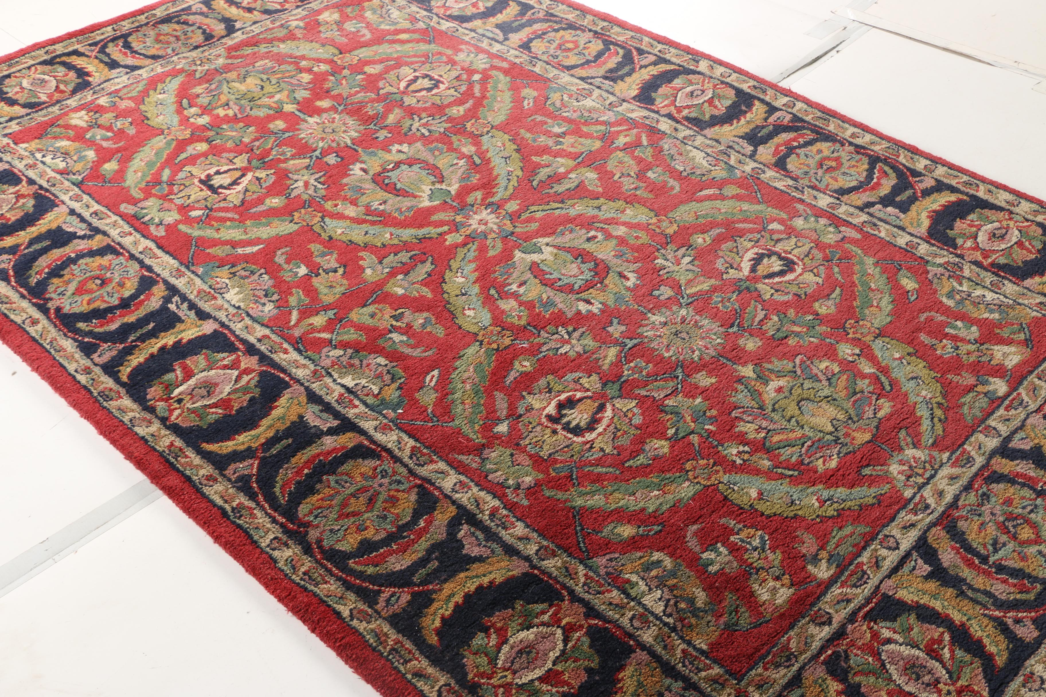 Machine Made Persian Style Area Rug
