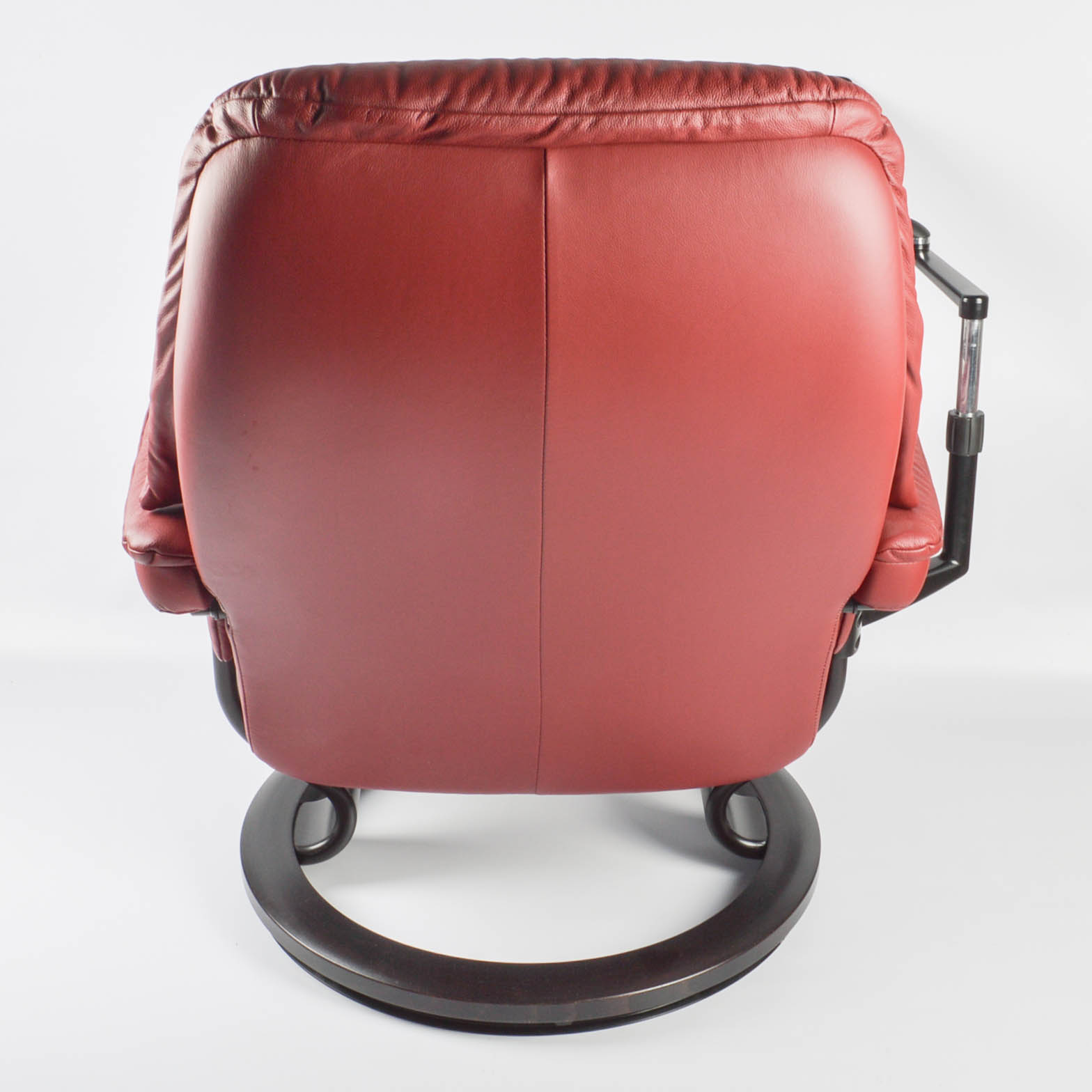 Ekhornes Stressless Leather Lounger With Ottoman, Accessory Table