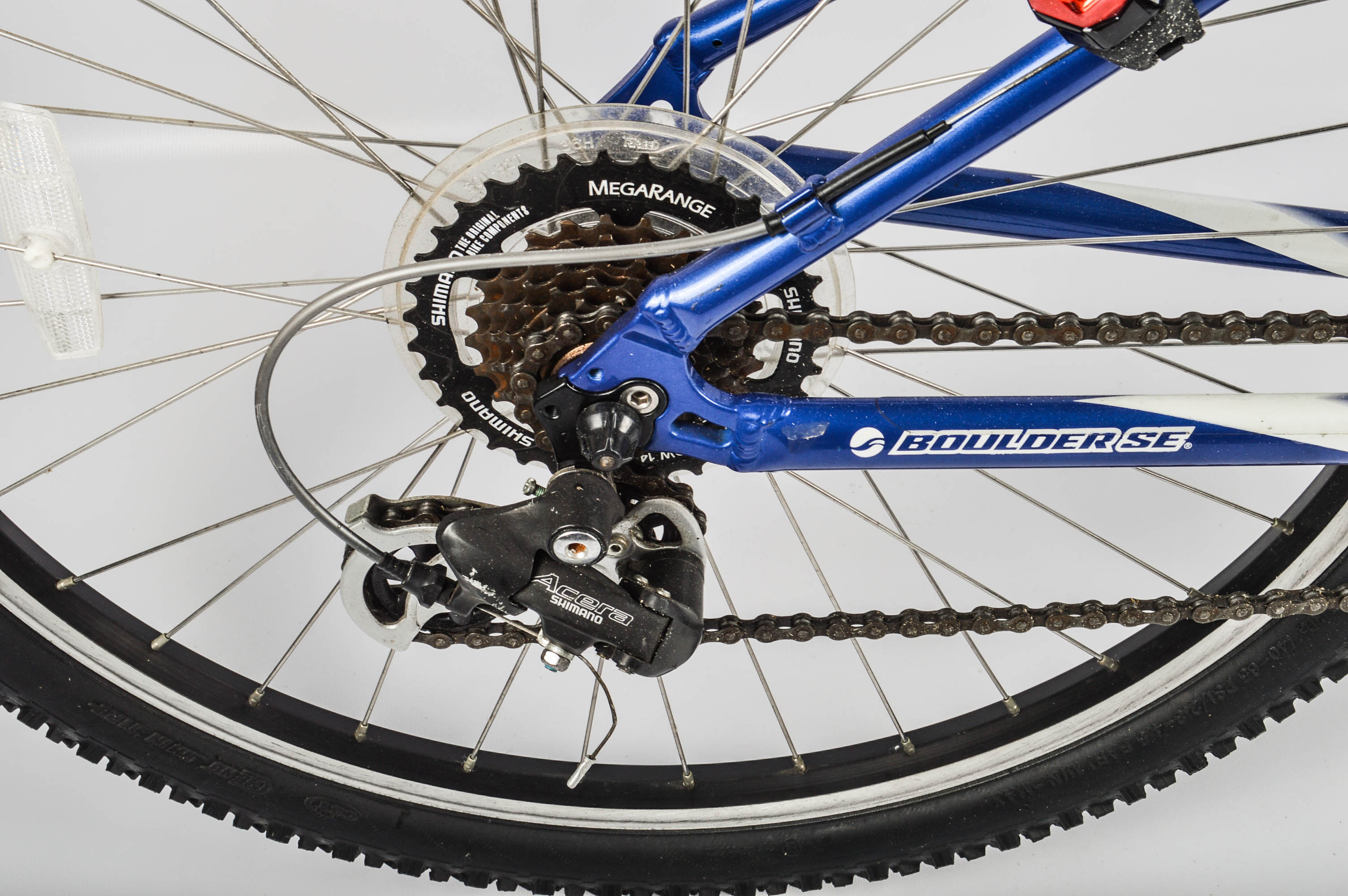 Giant 'Boulder SE' Mountain Bike