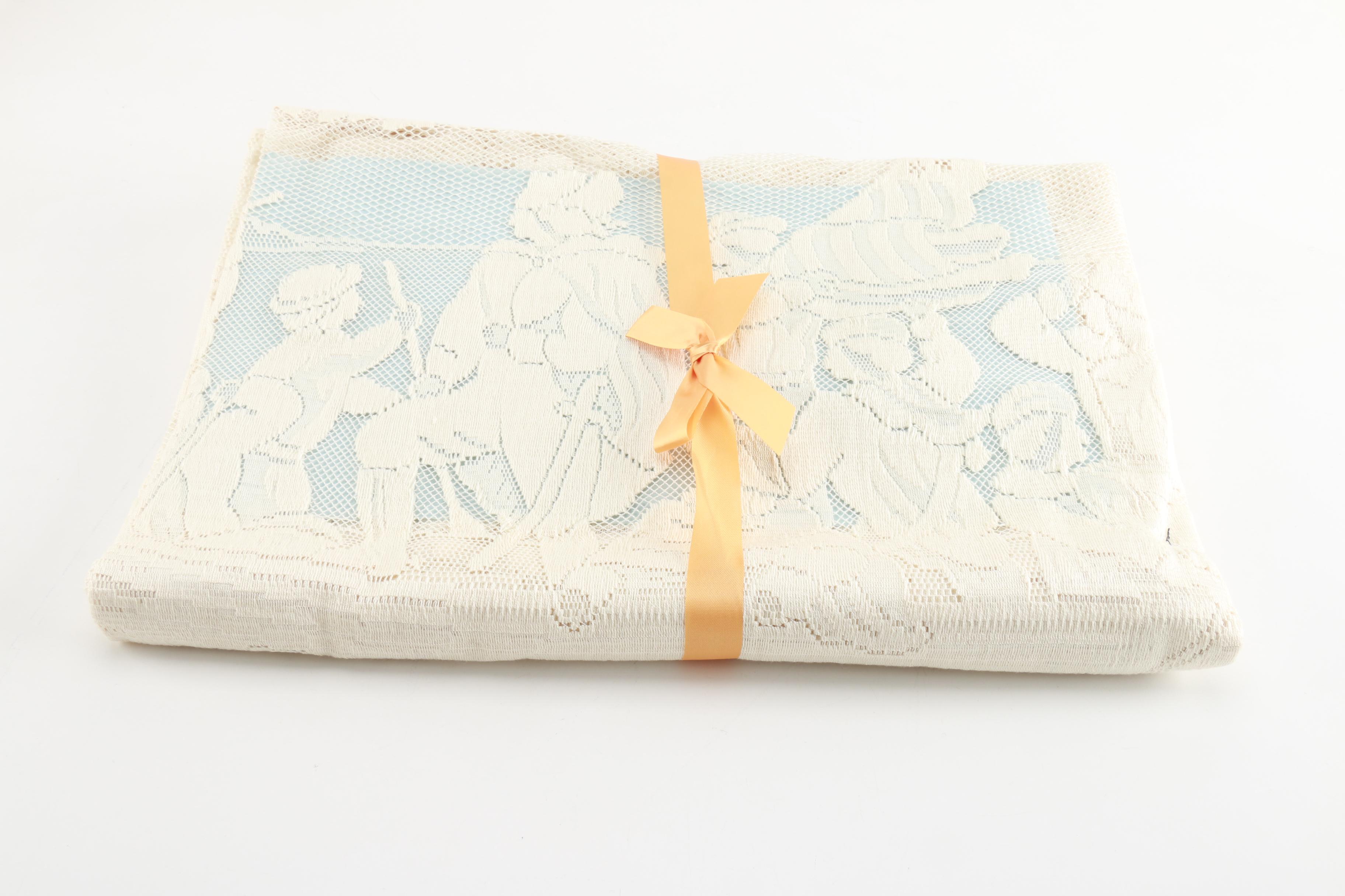 Quaker Lace Bicentennial Tablecloth