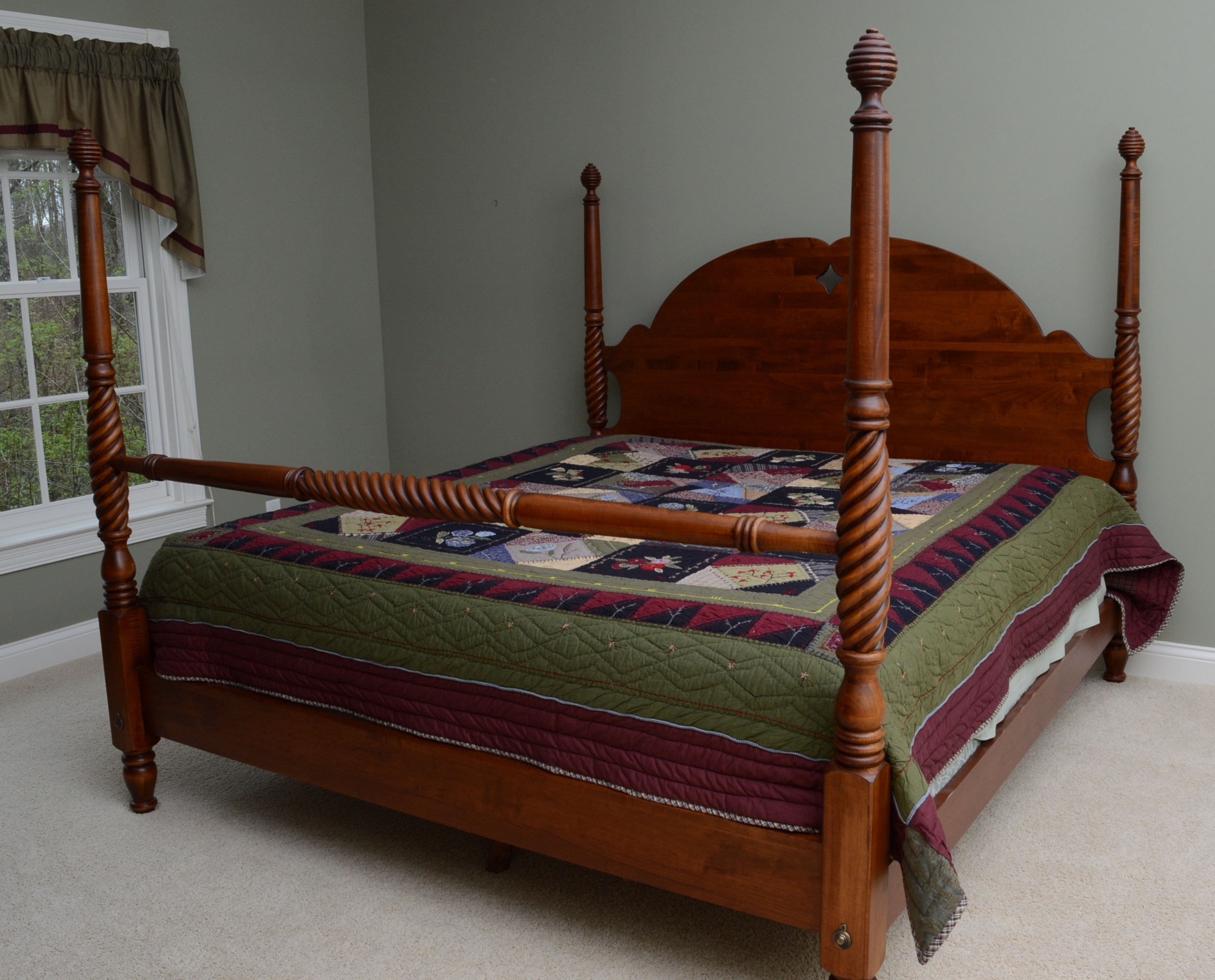 Ethan Allen "Country Crossings" Four Poster Bed
