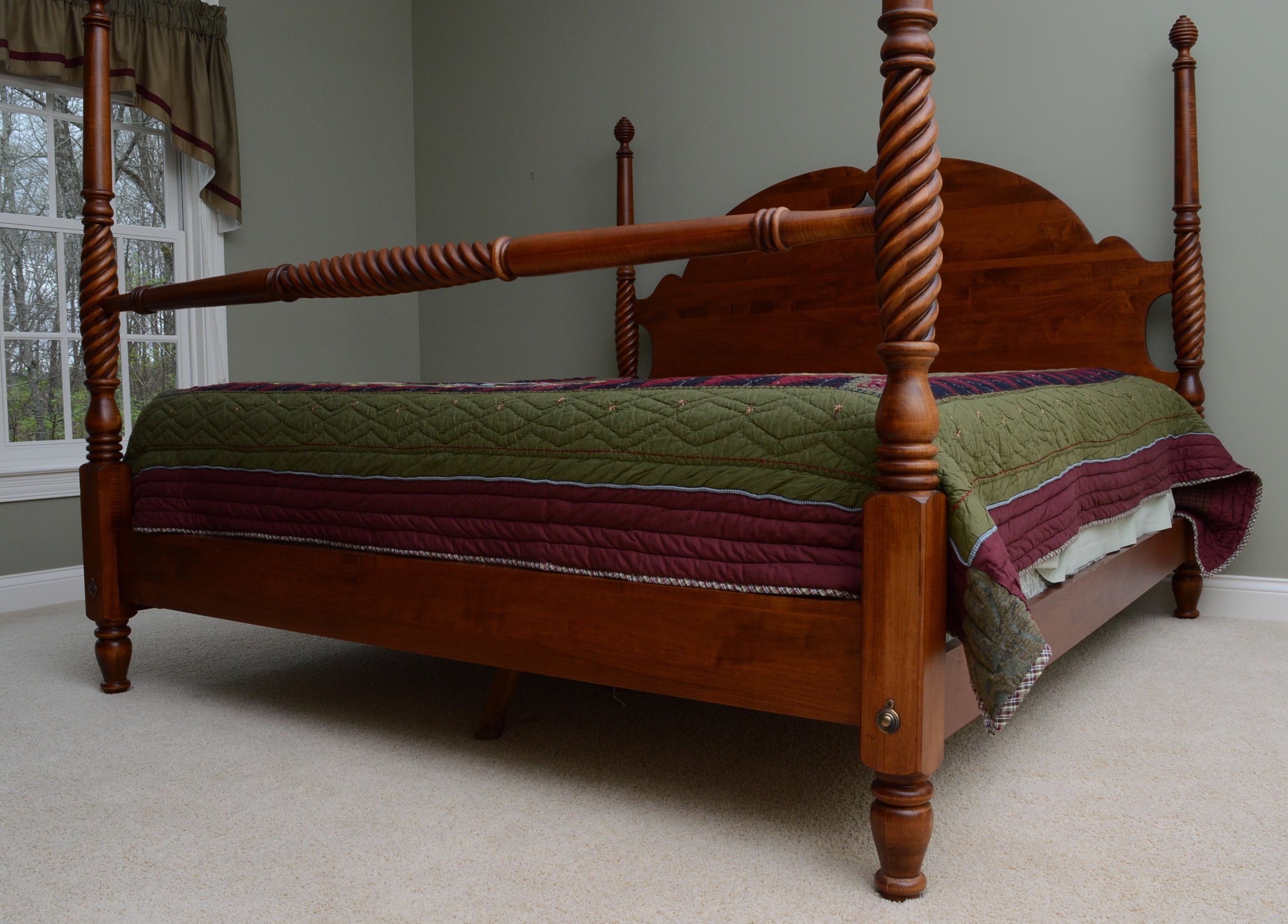Ethan Allen "Country Crossings" Four Poster Bed