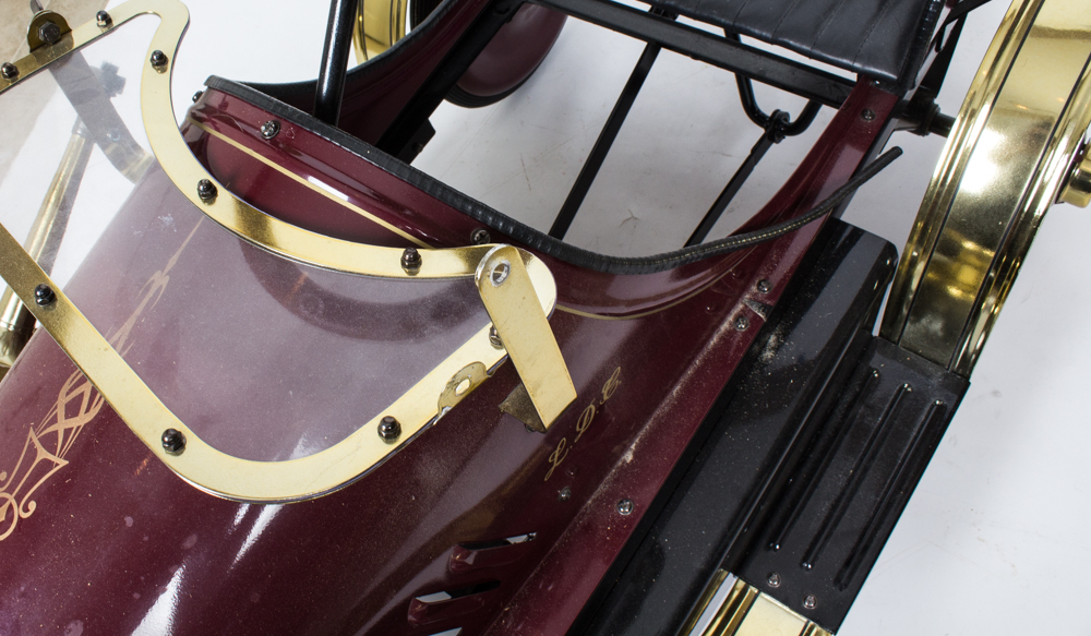 Limited Edition Deluxe Roadster Classic Pedal Car