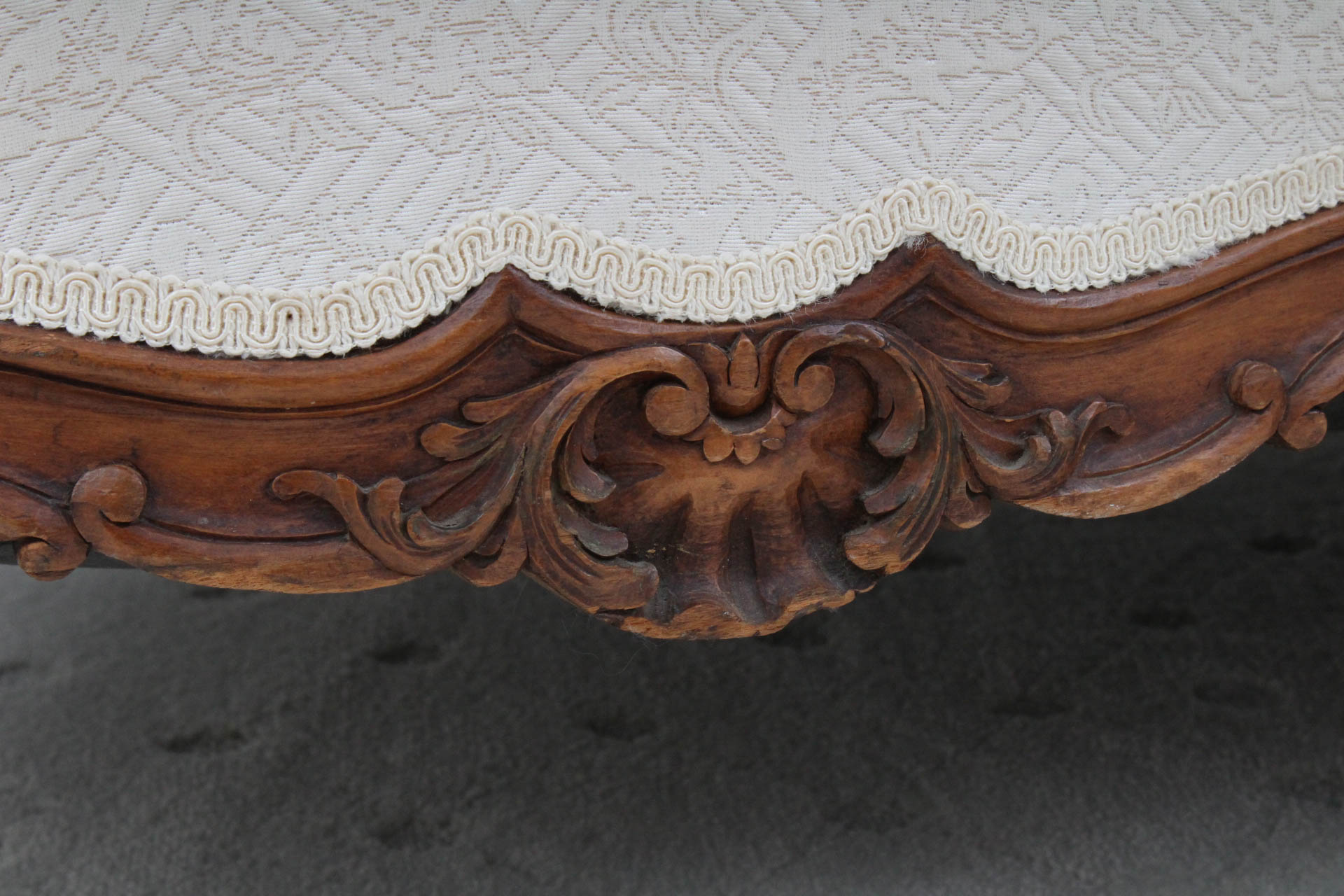 Art Nouveau Fainting Couch