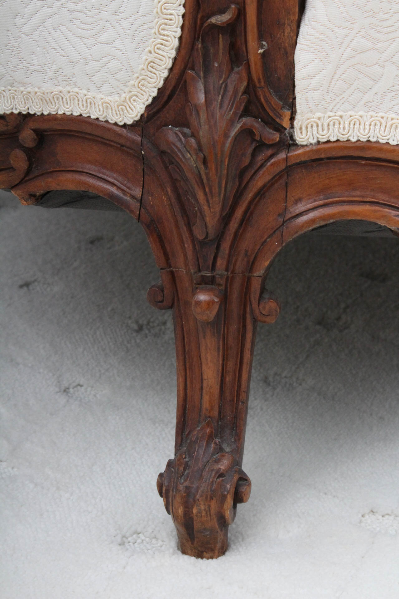 Art Nouveau Fainting Couch