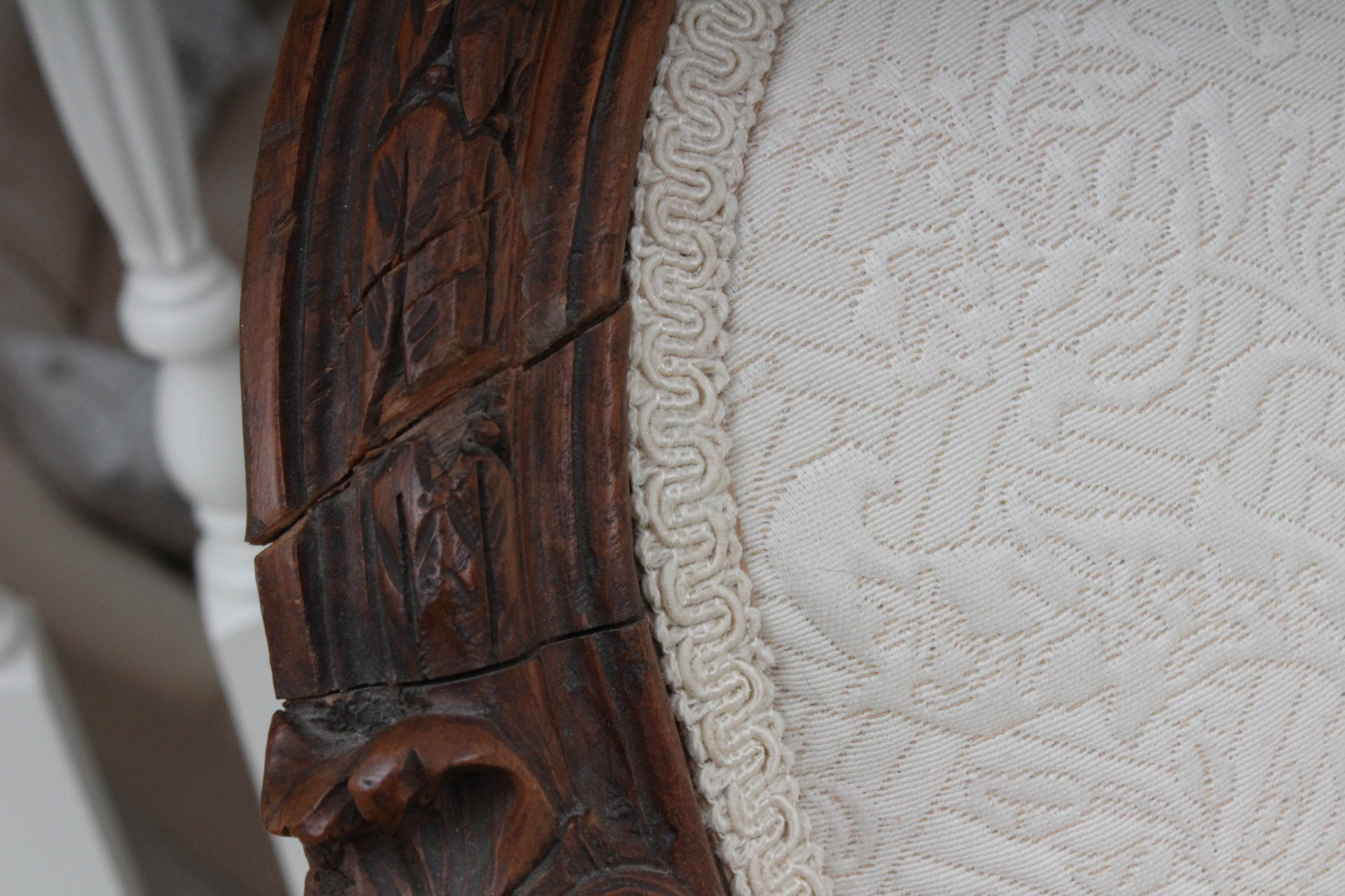 Art Nouveau Fainting Couch