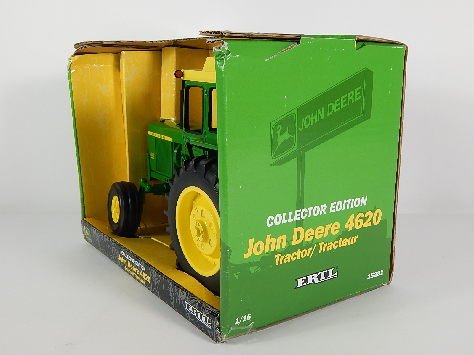 Ertl John Deere 4620 1:16 Scale Tractor