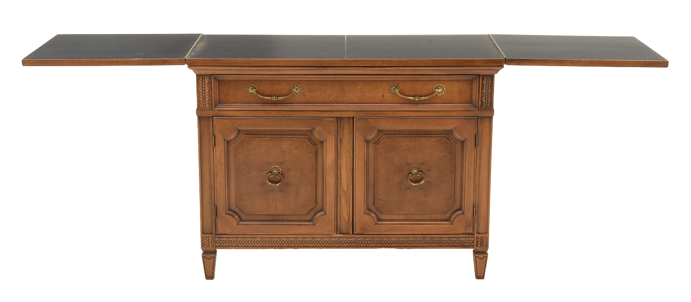 Mt. Airy Rolling Bar Unit