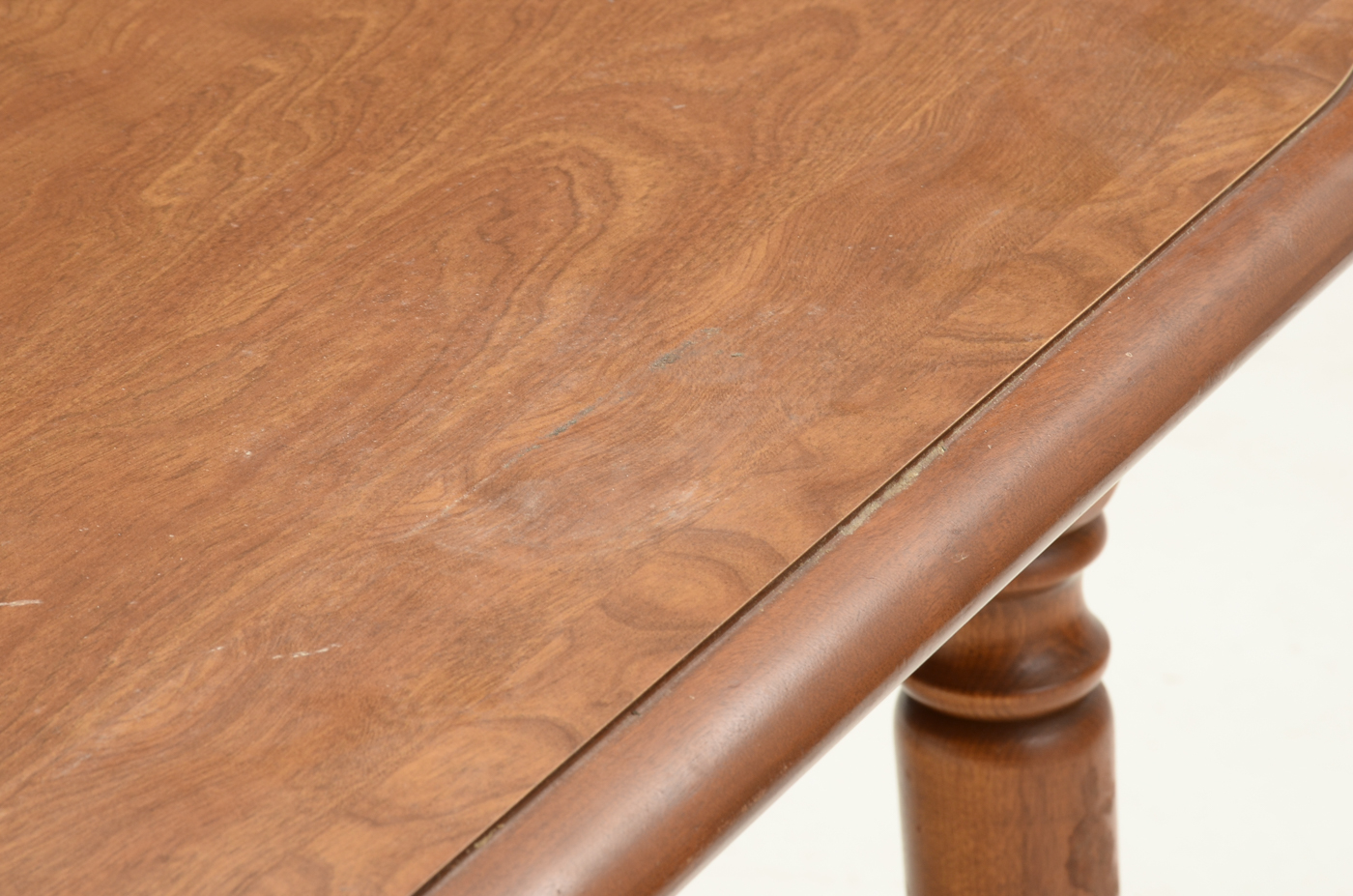 Ethan Allen Maple Dining Table and Six Chairs