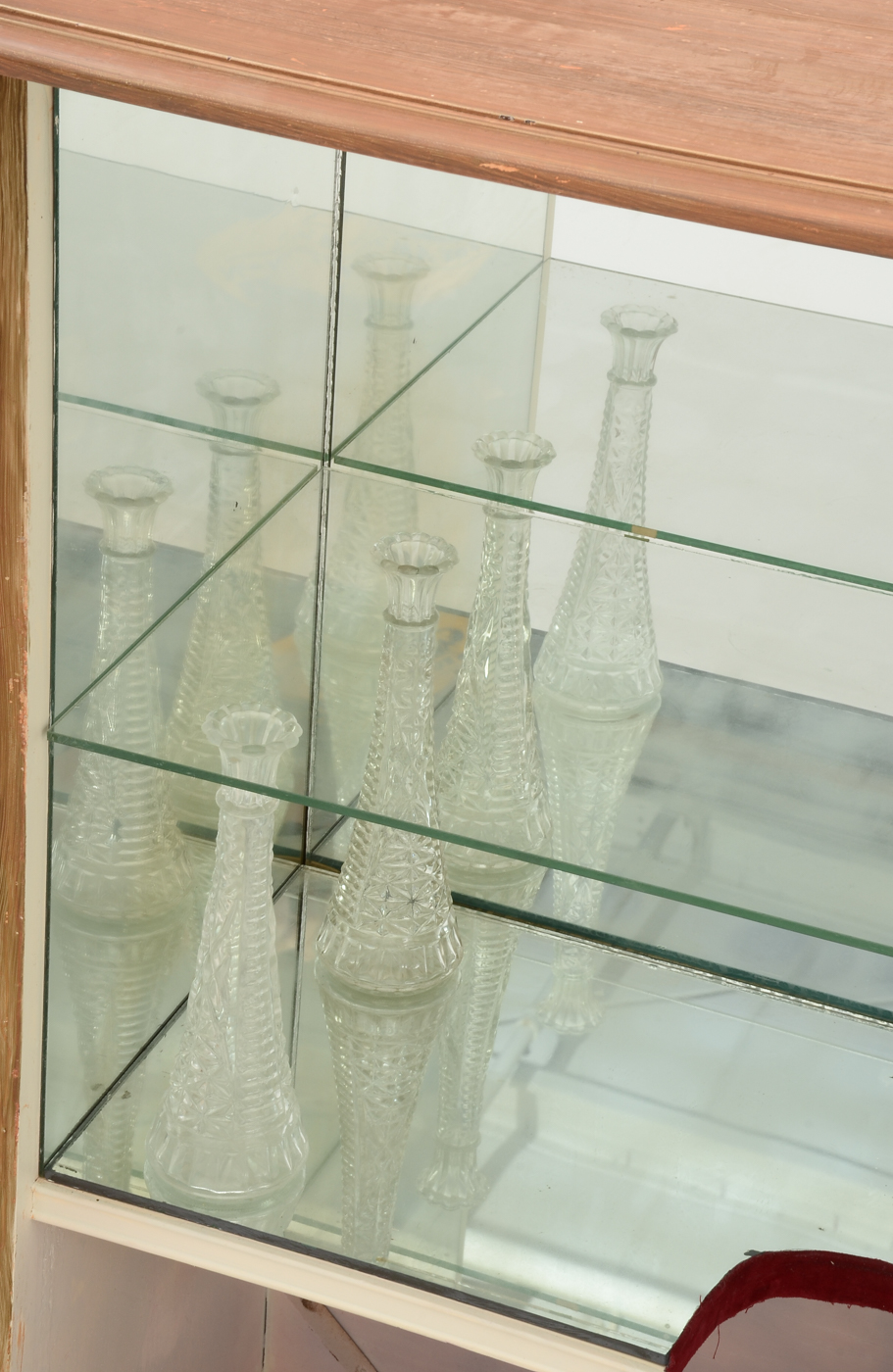 Liquor Cabinet with Mirrored Interior