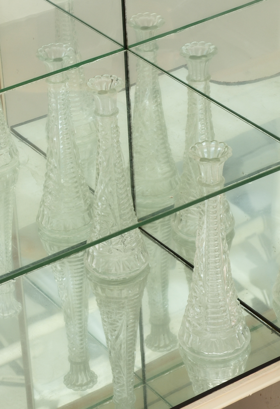 Liquor Cabinet with Mirrored Interior