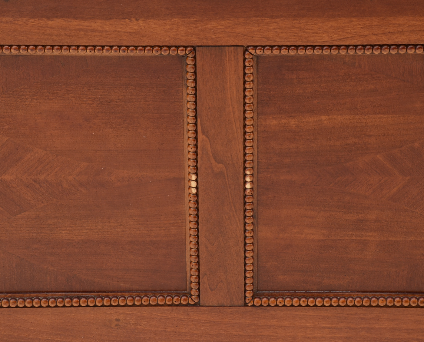 Colonial Style Inlaid Queen Tall Post Bed