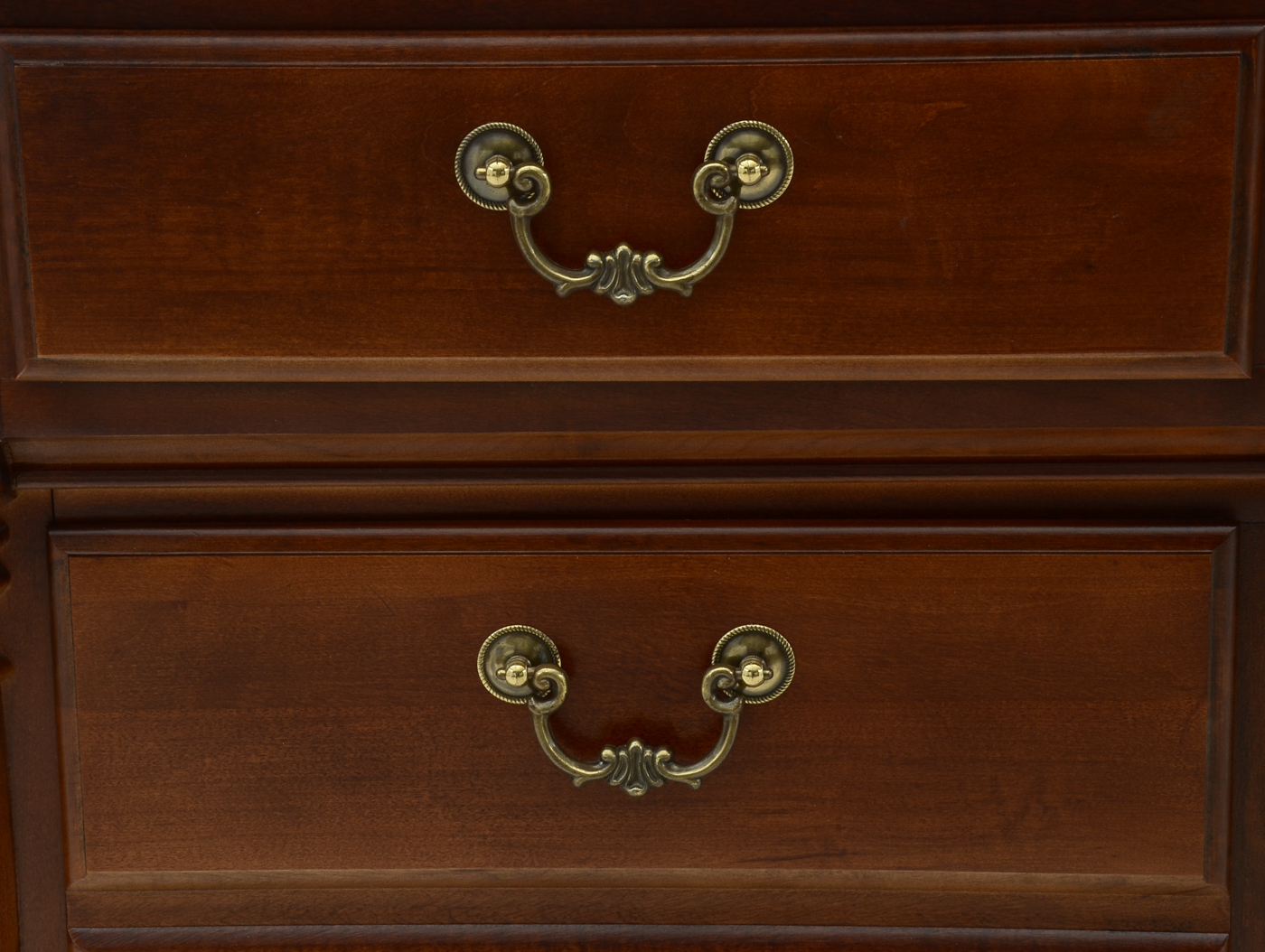 Sumter Chest of Drawers with Mirror