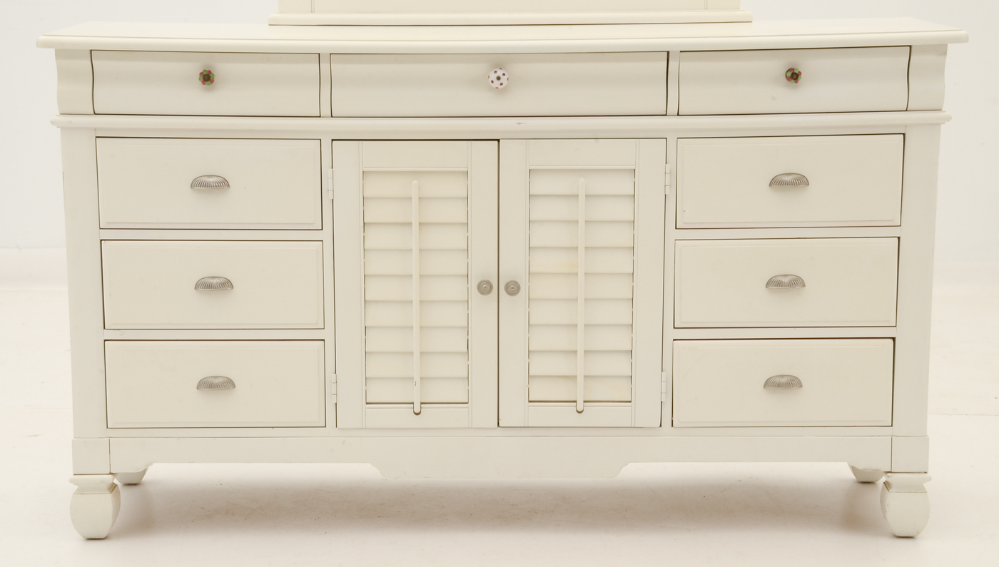 White Chest of Drawers With Mirror