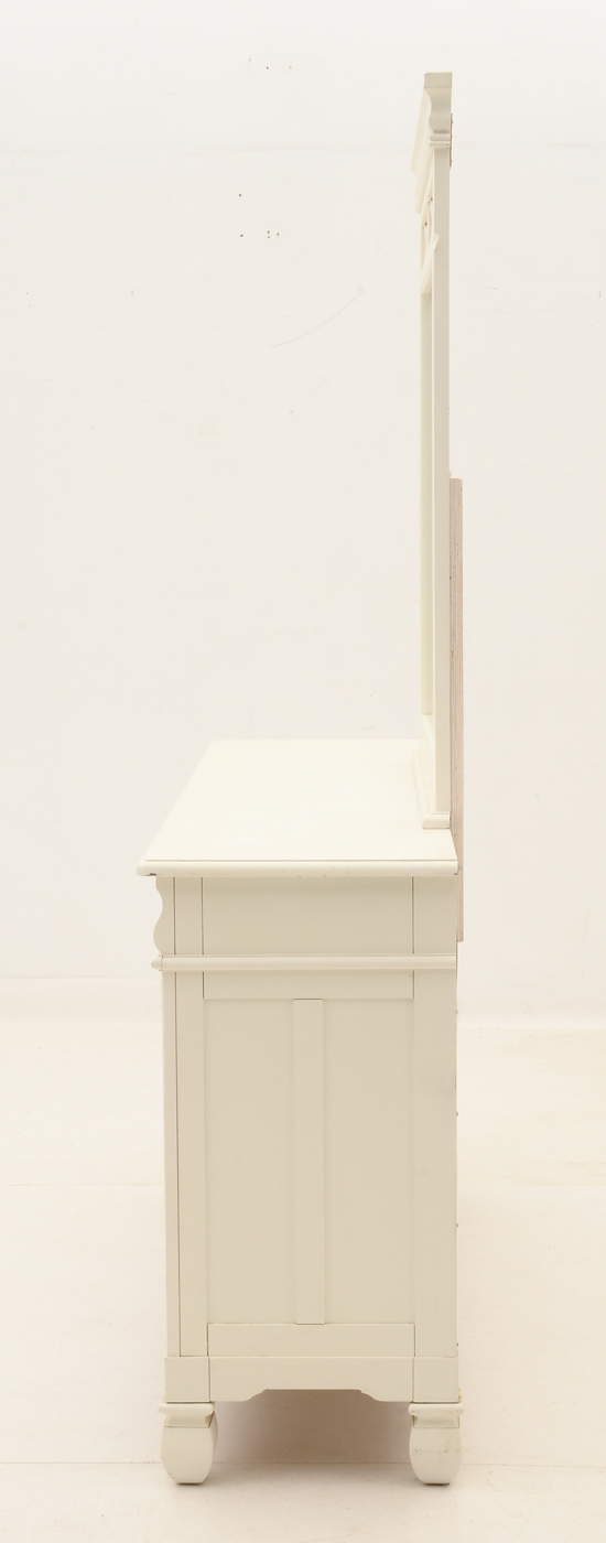 White Chest of Drawers With Mirror