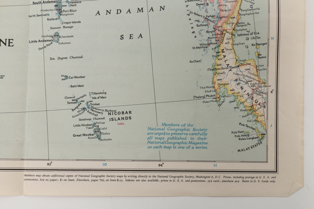 Paper Maps Featuring Rand McNally Map of the United States