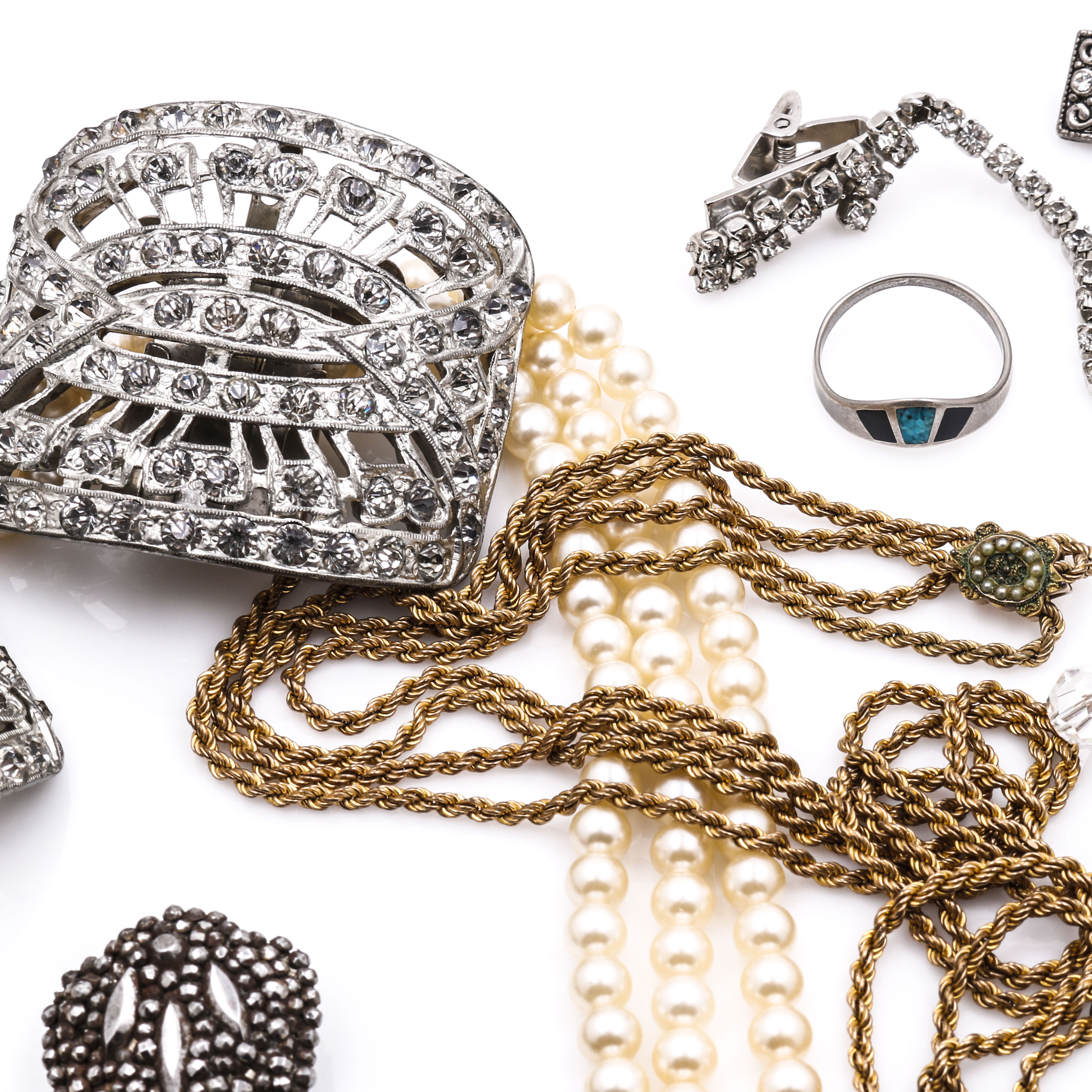 Costume Jewelry Pieces