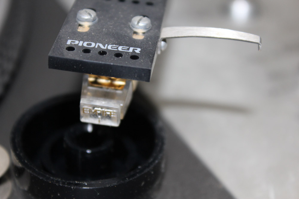 Vintage Pioneer PL-510A Turntable