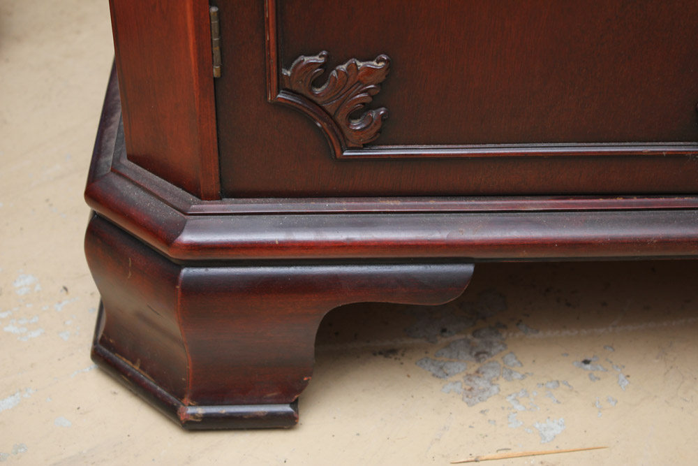 Vintage Federal Style Mahogany Buffet