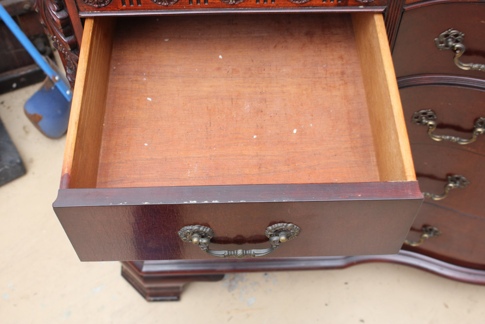Vintage Federal Style Mahogany Buffet