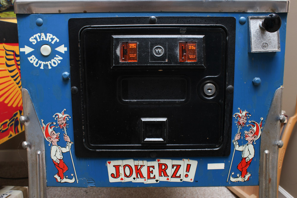 Williams "Jokerz" Pinball Machine