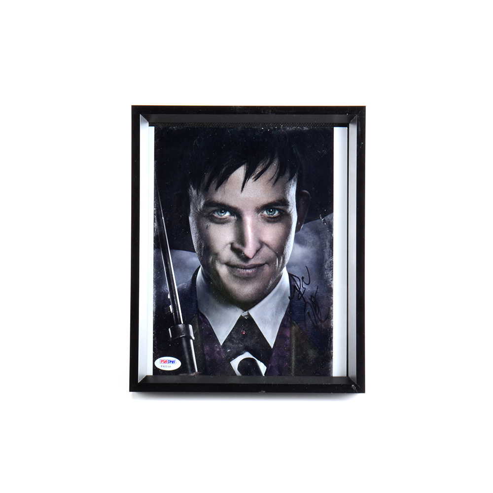 Autographed Picture of "Gotham" Character Oswald Cobblepot