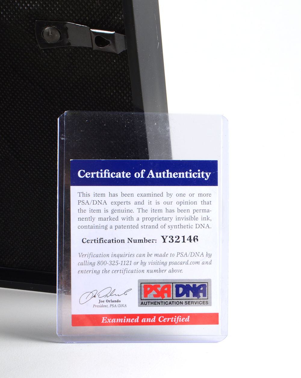 Autographed Picture of "Gotham" Character Oswald Cobblepot