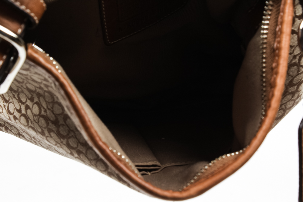 Coach Signature Shoulder Bag