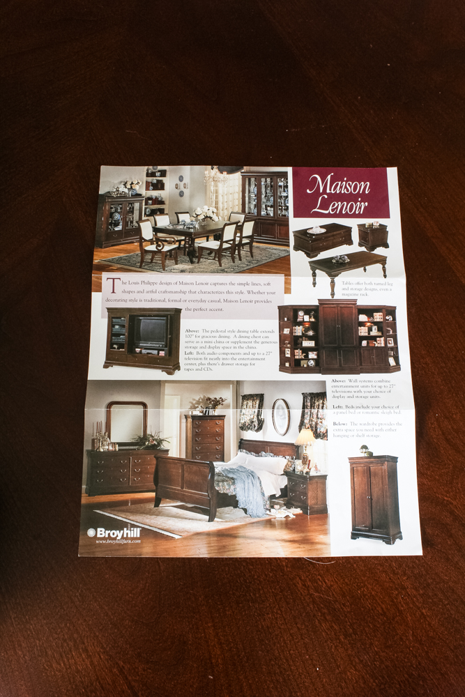 Broyhill "Mason Lenoir" Dining Table