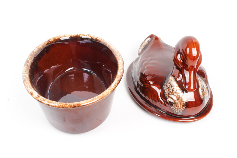 Hull Pottery Duck Casserole Dish