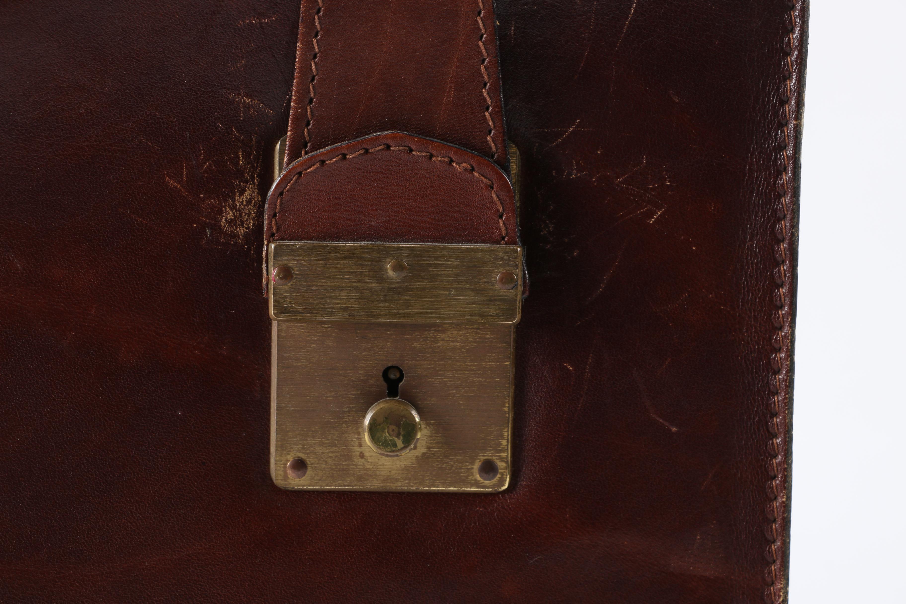 Vintage iSanti Leather File Folder Briefcase