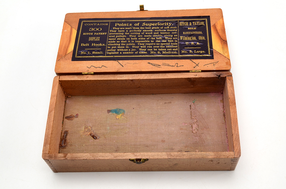 Antique Hitch & Taylor Belt Hooks Box