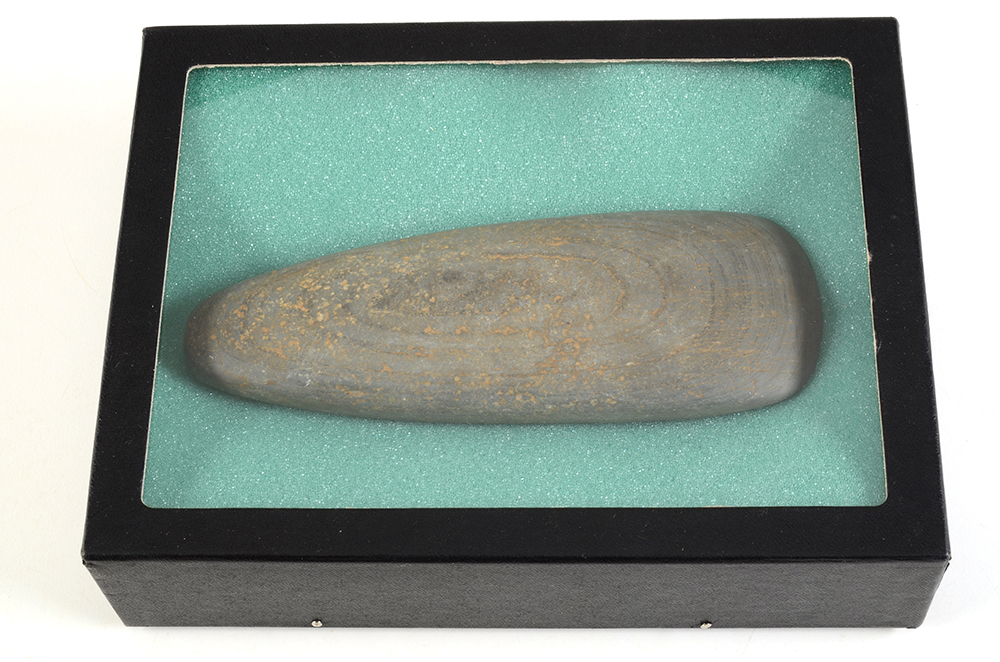 Arrowhead Collection and Rock Specimens