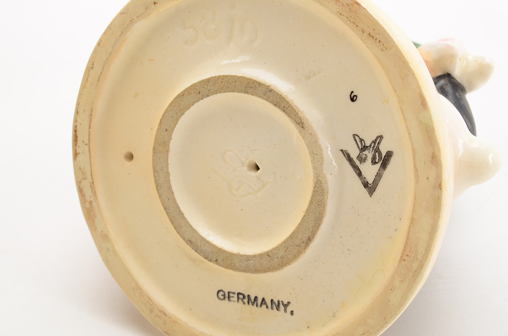 Vintage Hummel "Playmates" Figurine