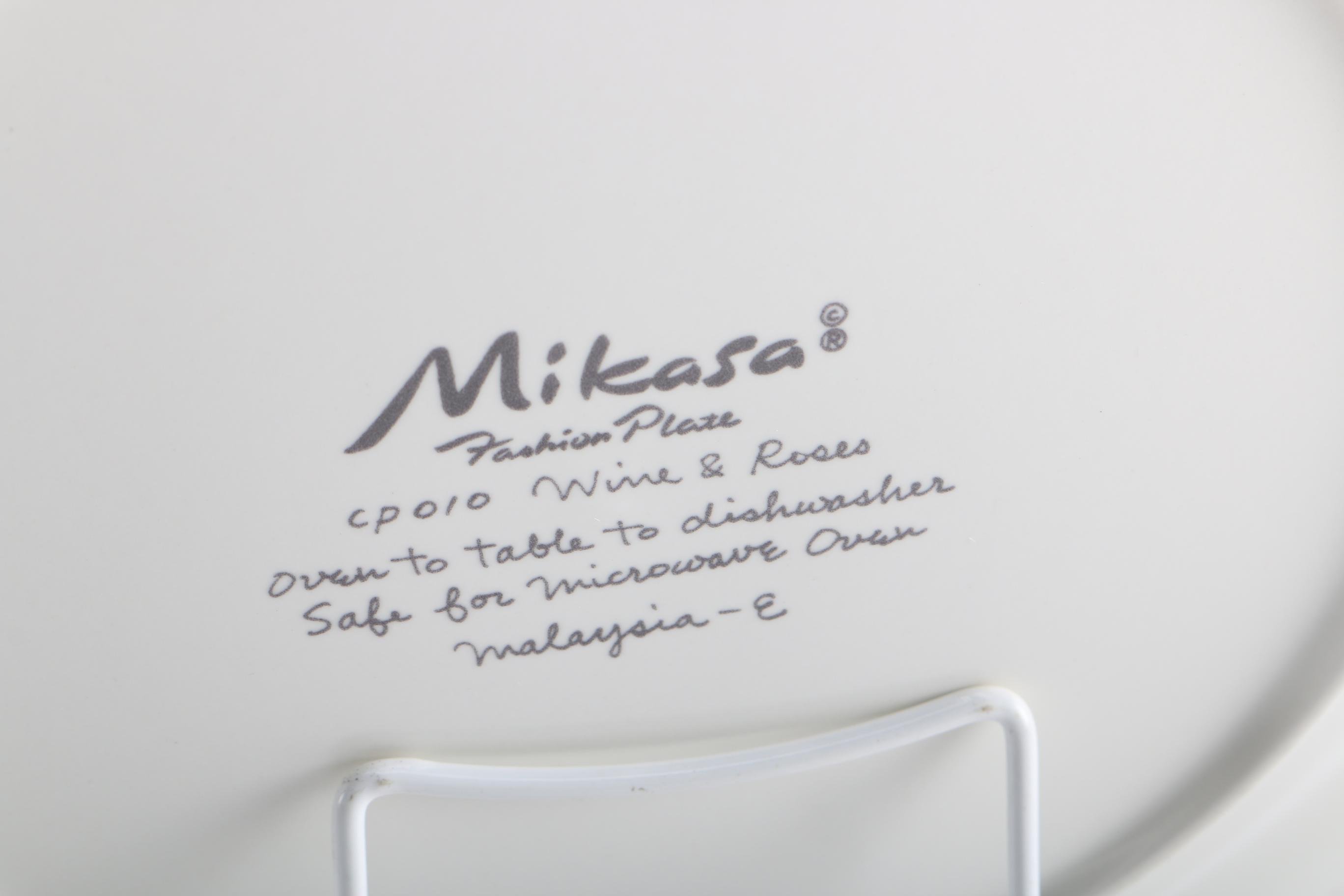 Mikasa Fashion Plate "Wine & Roses" Round Platter