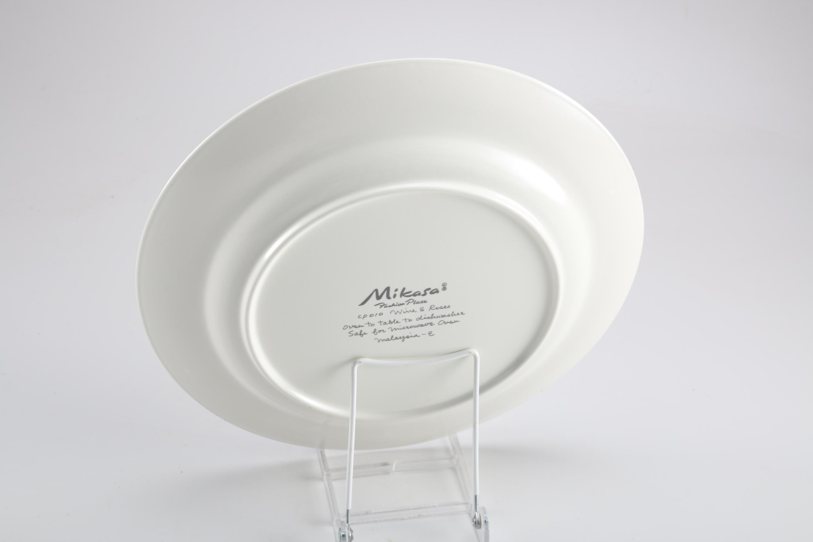 Mikasa Fashion Plate "Wine & Roses" Round Platter