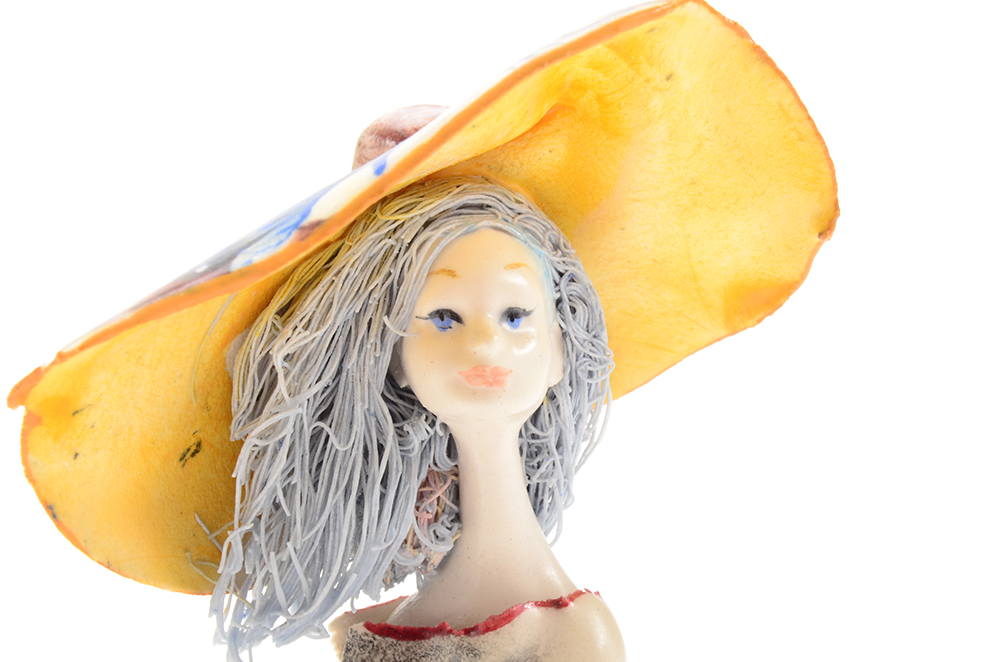 Esclucina Margherita Figurines